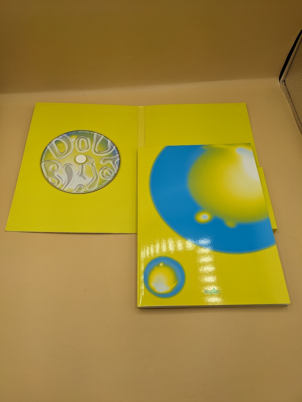 K-POP Kep1er 2nd Mini Album DOUBLAST Music CD and Photo Book Only Pre-owned
